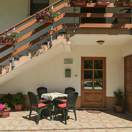 Apartament Apartma Pod Rozem *