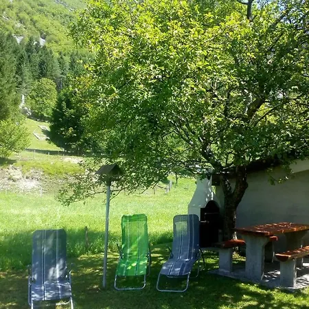 Apartment Apartma Pod Rozem Soca